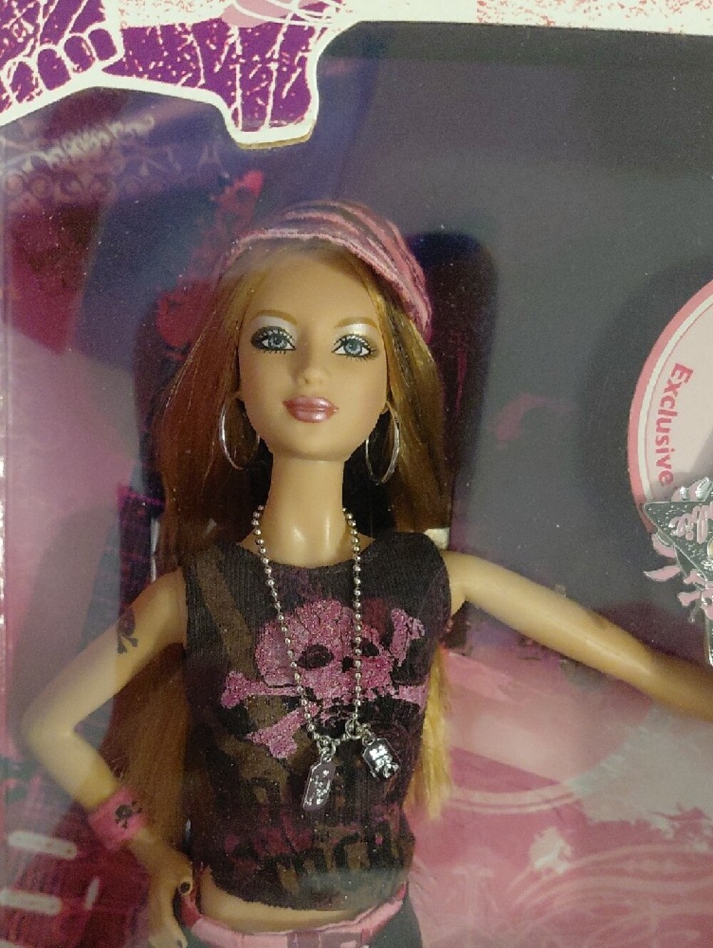 Barbie Hard Rock Cafe Doll Nib - Picture 3 of 5